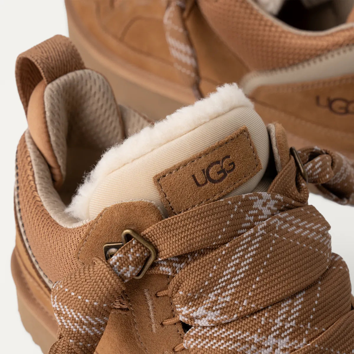 UGG - Lowmel - Chestnut