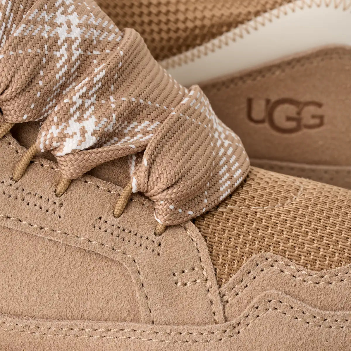 UGG - Lowmel - Sand